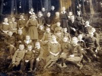 Evangelische Volksschule Wildeshausen - Schüler der Geburtsjahrgänge 1904/05, Aufnahme im Krandel.
